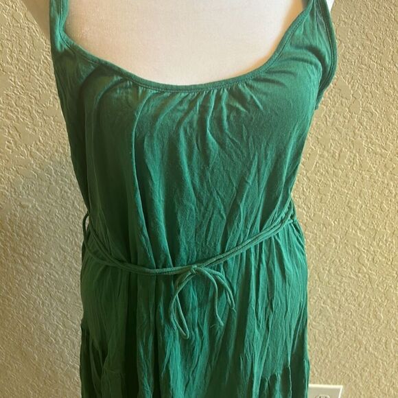 Theory M Sleeveless Tie Waist Peplum Hem Dress Green Knee Length Elevated Basic - Picture 9 of 12